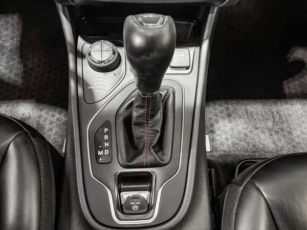 jeep Cherokee 2019 - 13