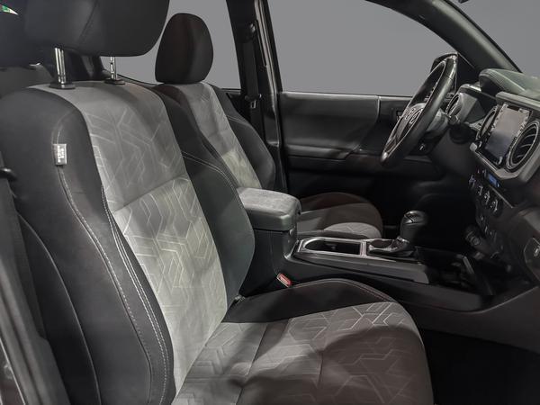 toyota Tacoma 2021 - 18