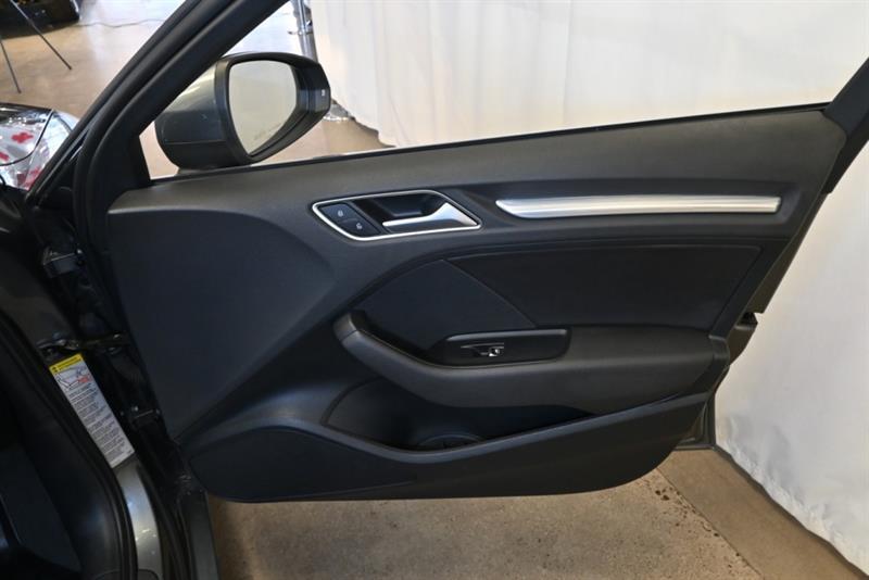 2015 Audi A3 - Image 28