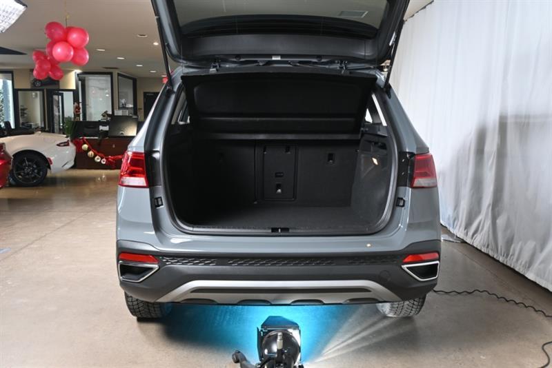 2022 Volkswagen Taos - Image 13