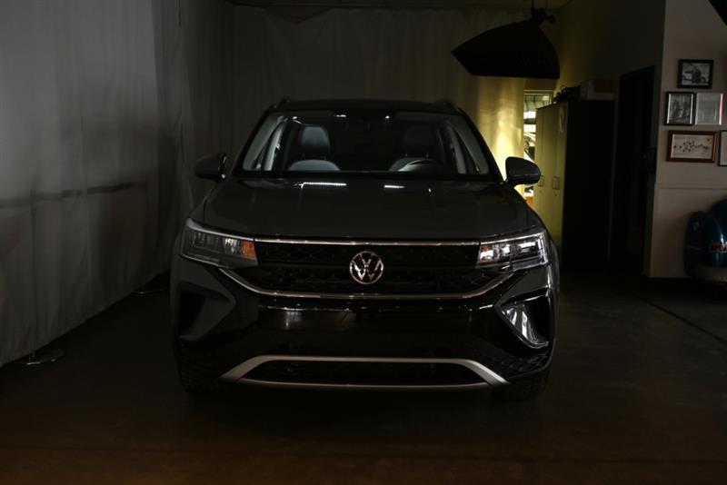 2022 Volkswagen Taos - Image 35