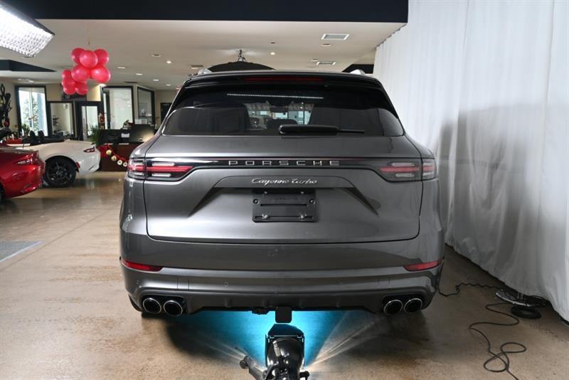 2019 Porsche Cayenne - Image 13