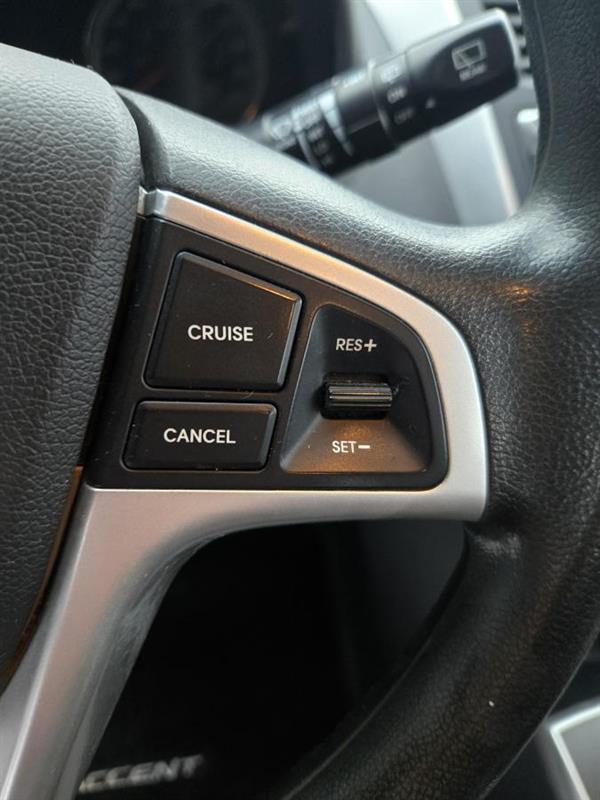 2013 Hyundai Accent - Image 19