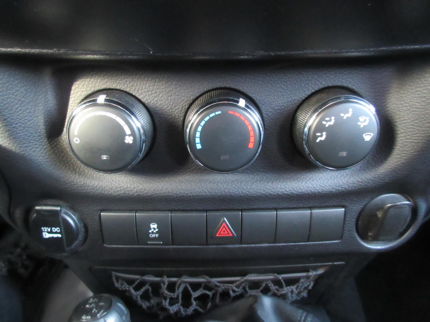 jeep Wrangler 2015 - 26