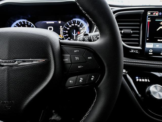 chrysler Pacifica 2024 - 23