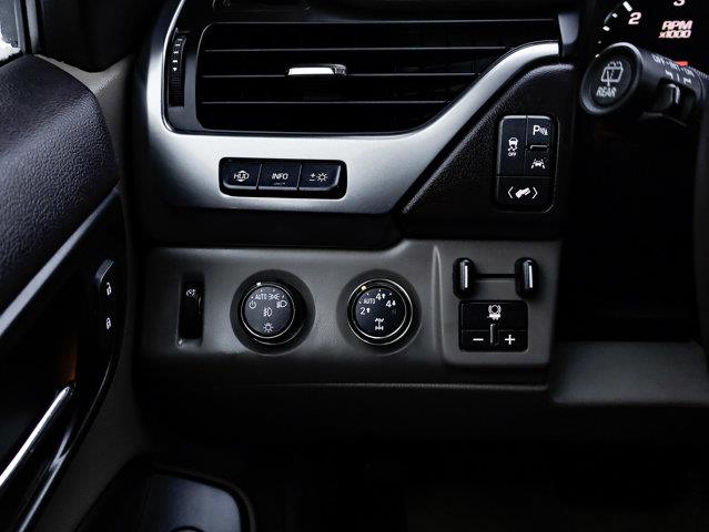 chevrolet Suburban 2016 - 20