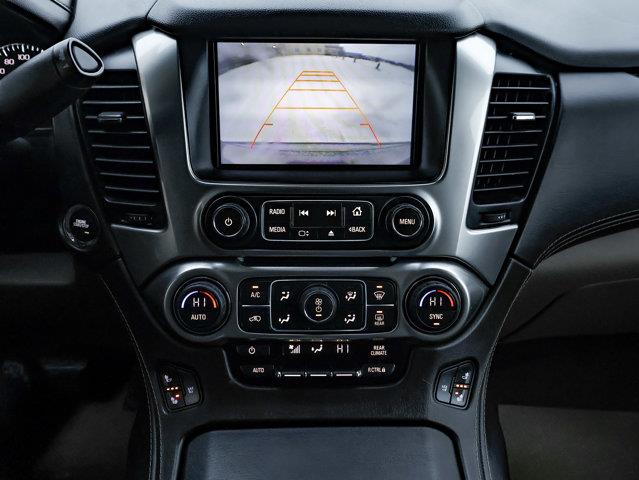 chevrolet Suburban 2016 - 28