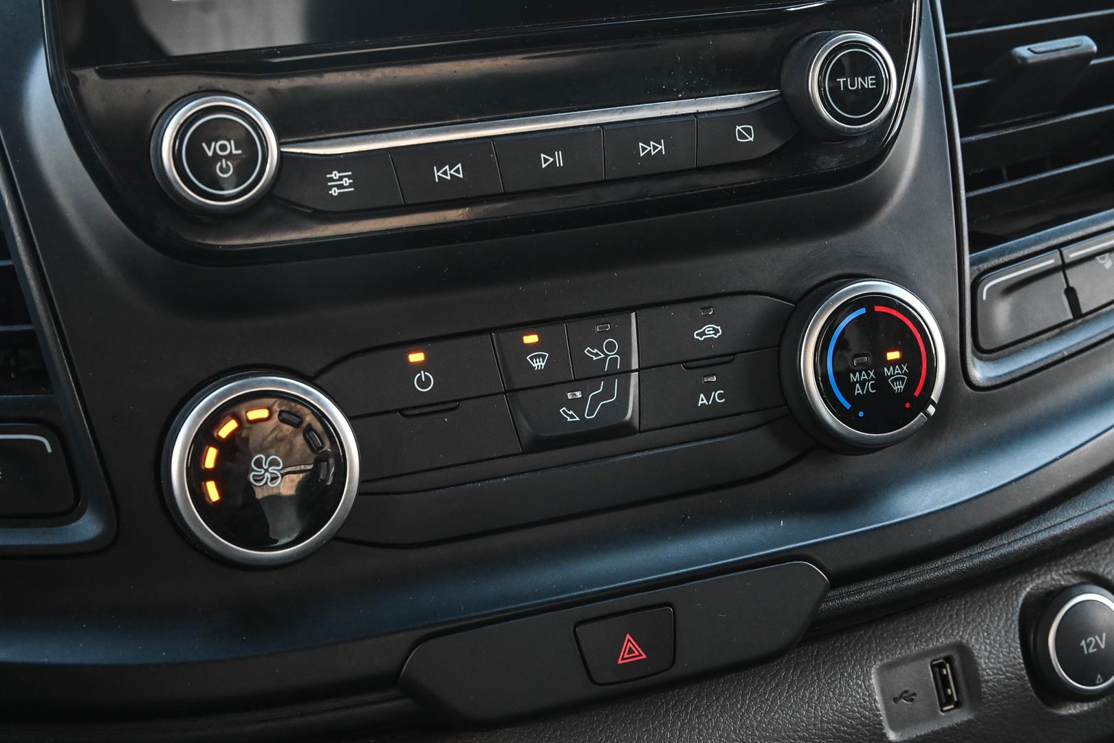 ford Transit Cargo Van 2021 - 17