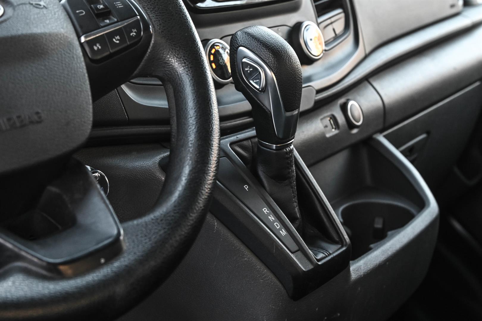 ford Transit Cargo Van 2021 - 18