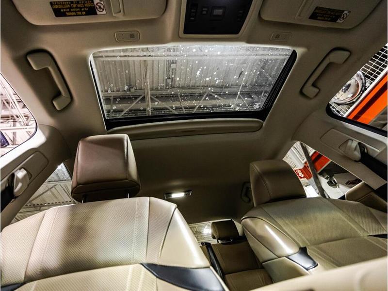 lexus ES 300h 2019 - 18