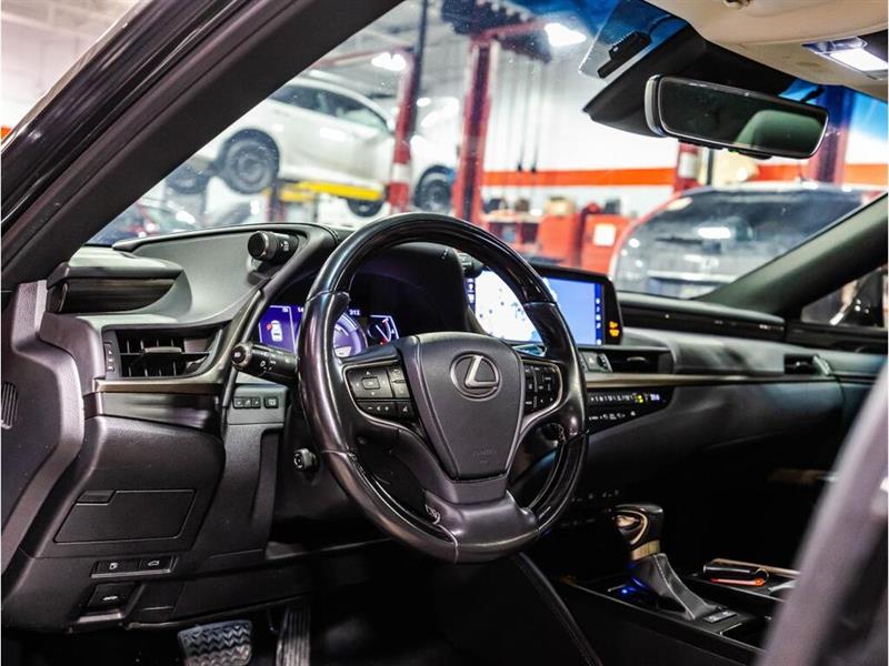 lexus ES 300h 2019 - 20