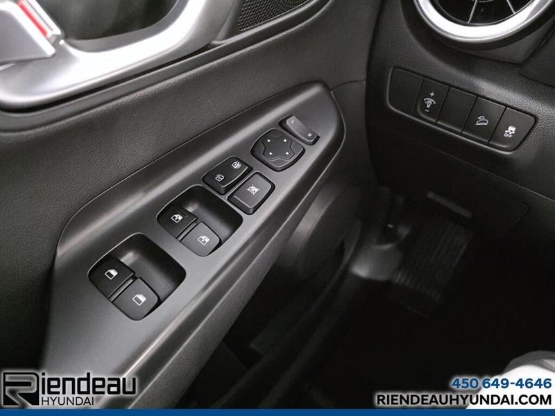 hyundai Kona 2023 - 16