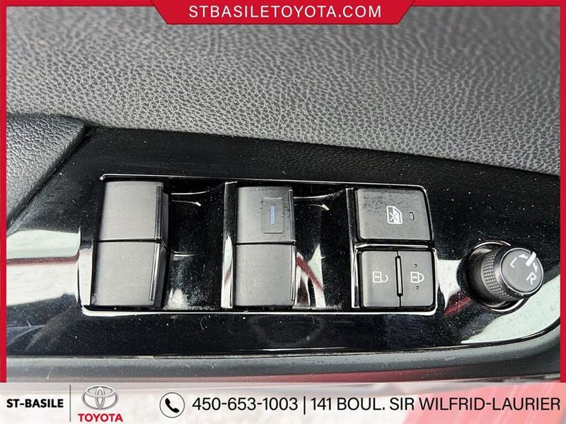 toyota Prius Prime 2022 - 16