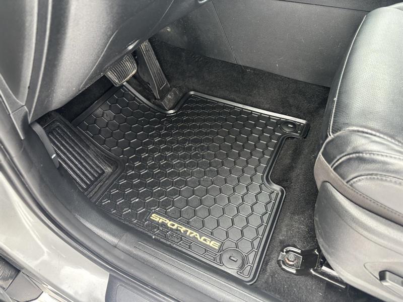 kia Sportage 2023 - 12