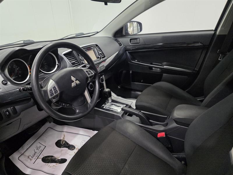 mitsubishi Lancer 2017 - 11