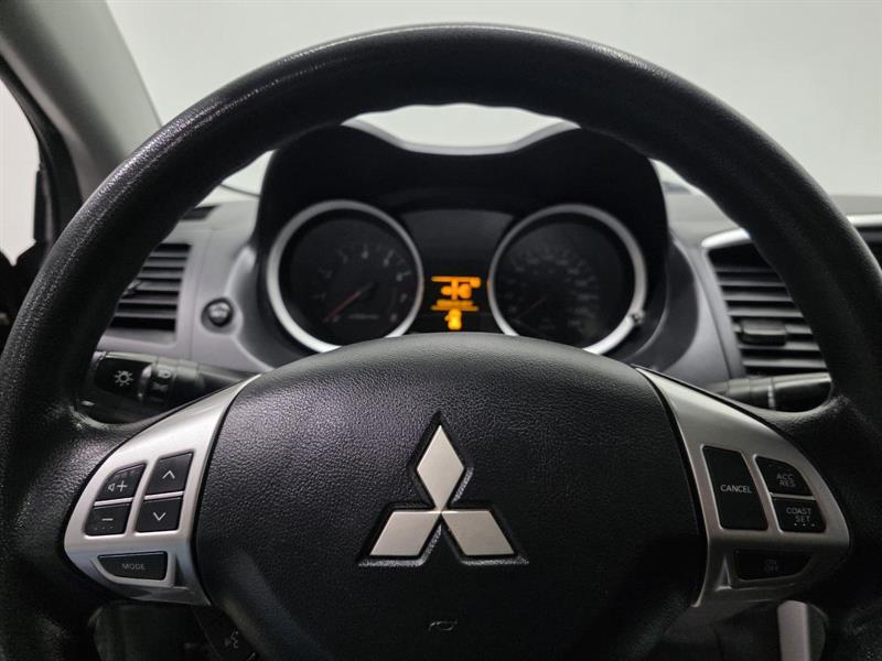 mitsubishi Lancer 2017 - 15