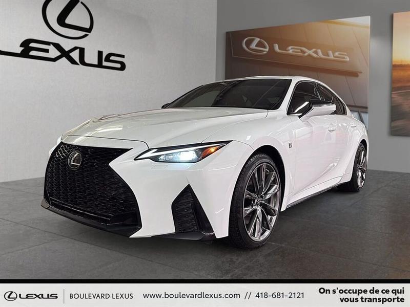 lexus IS  2022 - 2