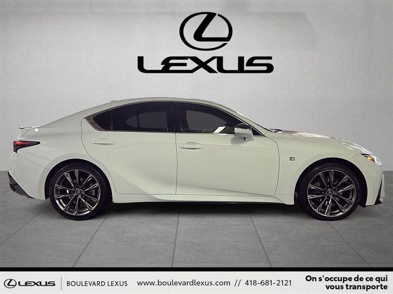 lexus IS  2022 - 5