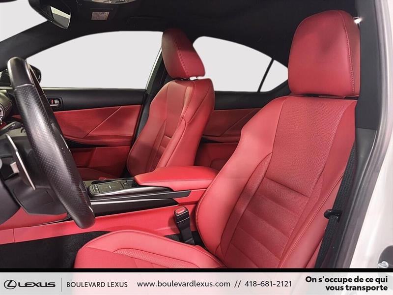 lexus IS  2022 - 17