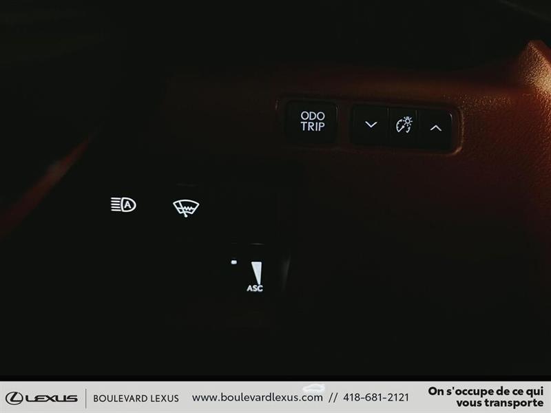 lexus IS  2022 - 27