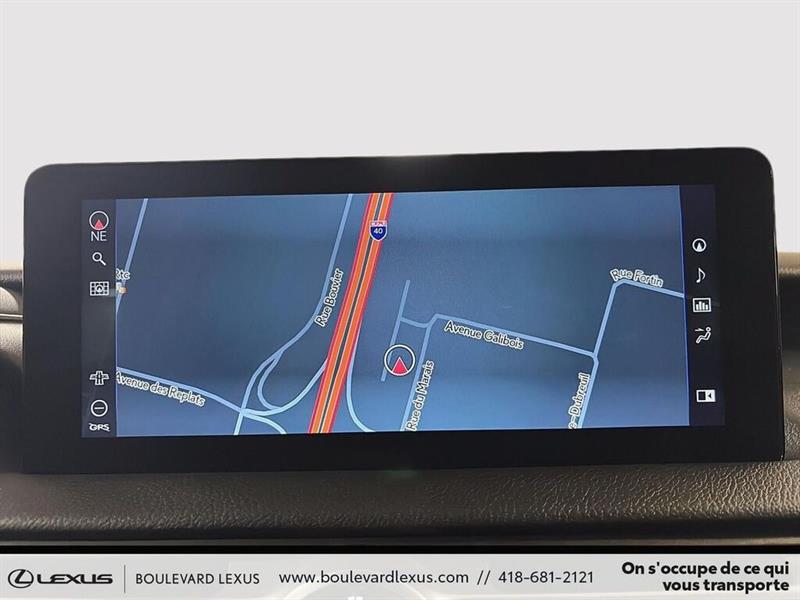 lexus IS  2022 - 28