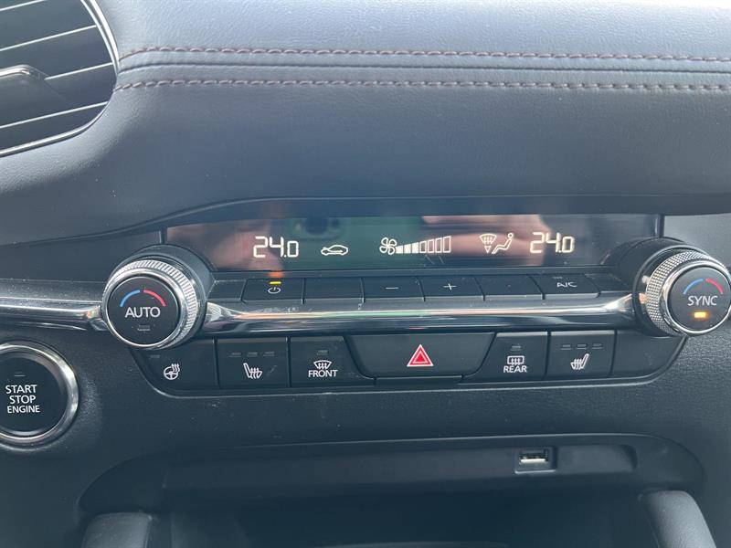 mazda Mazda3 2021 - 11