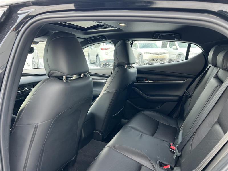 mazda Mazda3 2021 - 13