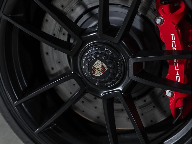 porsche 911 2022 - 13