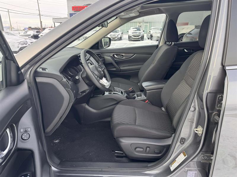 nissan Rogue 2020 - 14