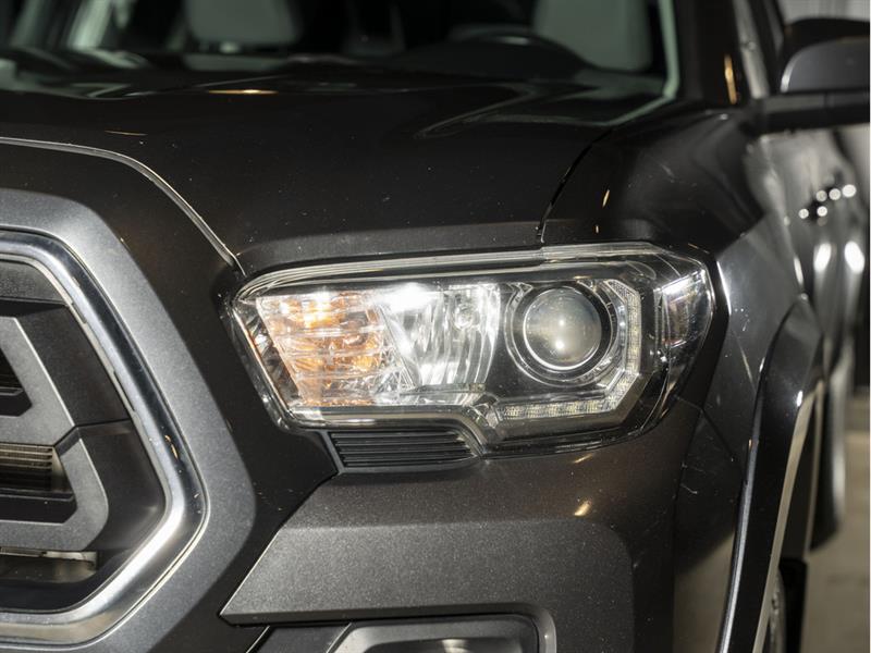 toyota Tacoma 2021 - 18