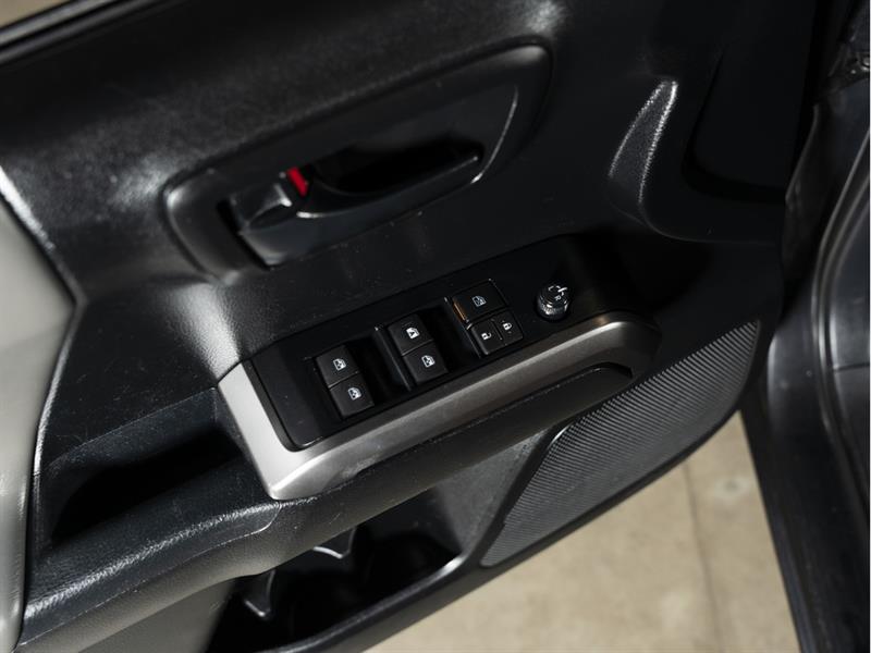 toyota Tacoma 2021 - 23