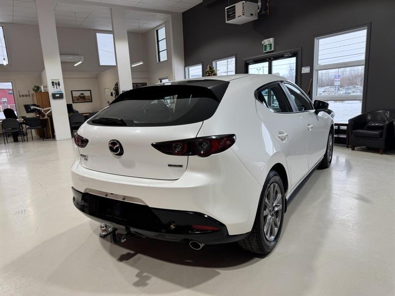 mazda Mazda3 2020 - 9