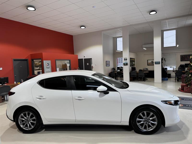 mazda Mazda3 2020 - 11