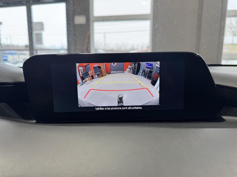 mazda Mazda3 2020 - 25