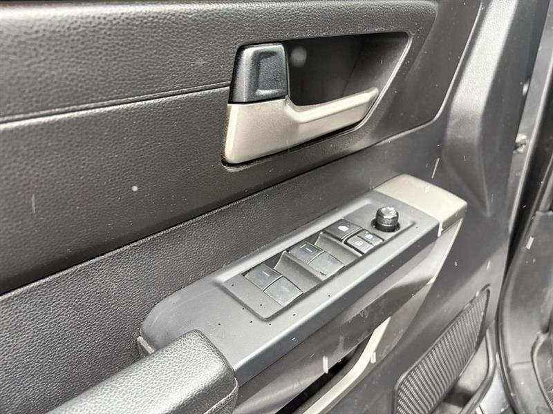 toyota Tundra 2023 - 10