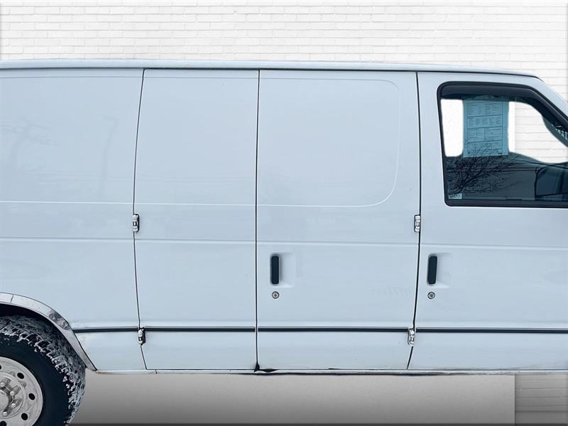 ford Econoline 2011 - 19