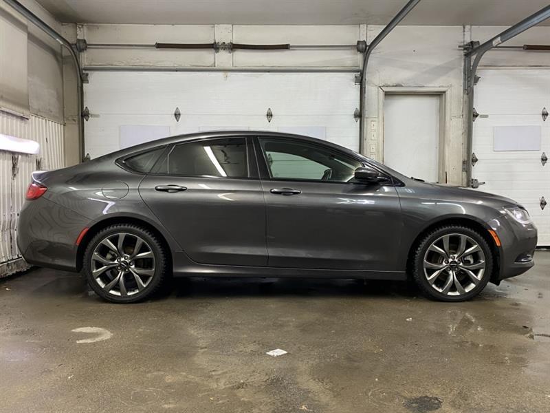 chrysler 200 2016 - 8