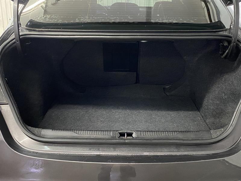 chrysler 200 2016 - 30