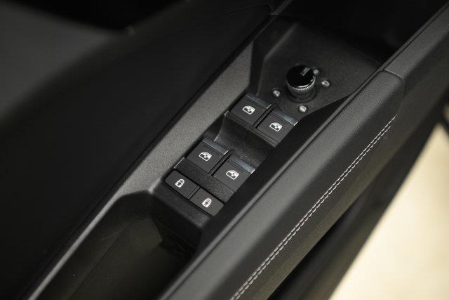 audi Q4 e-tron 2025 - 12