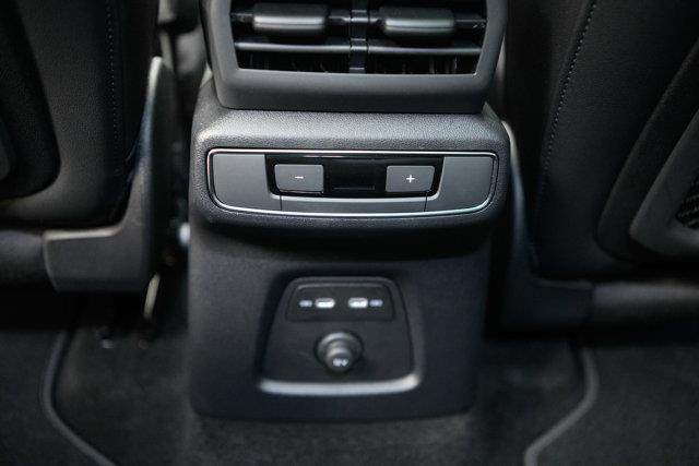 audi Q4 e-tron 2025 - 27