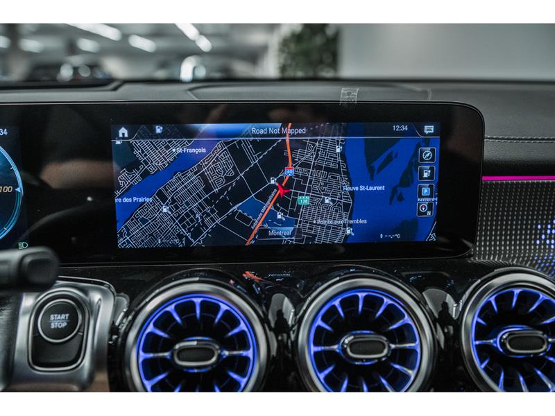 mercedes-benz EQB 2023 - 18