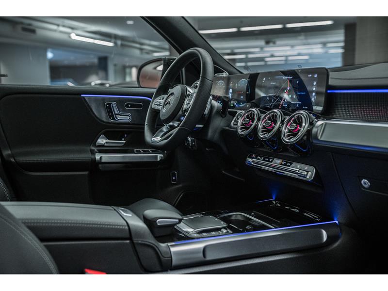 mercedes-benz EQB 2023 - 30