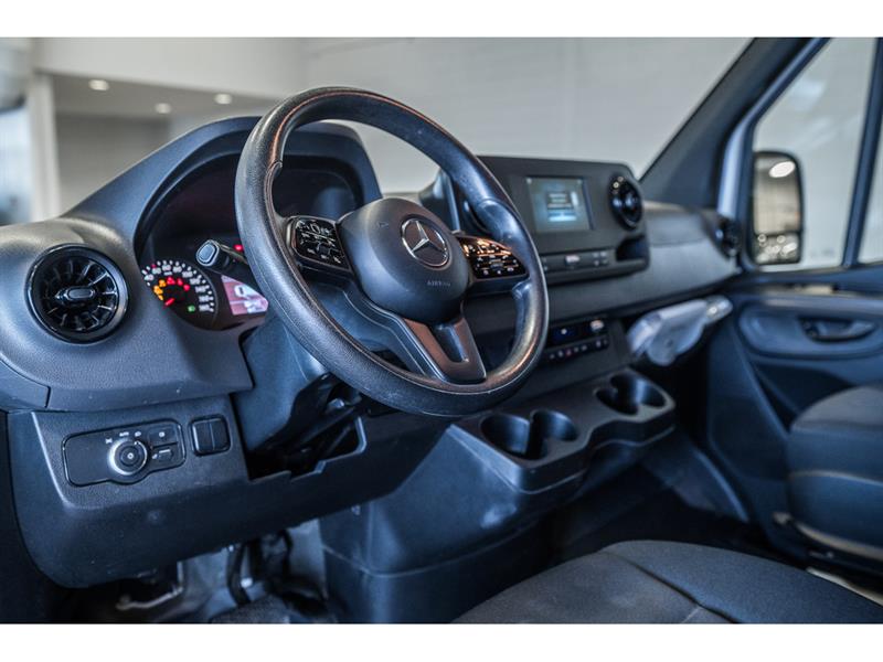 mercedes-benz Sprinter 2022 - 16