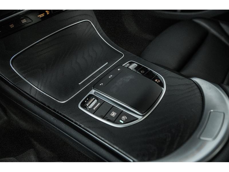 mercedes-benz GLC300 2022 - 23