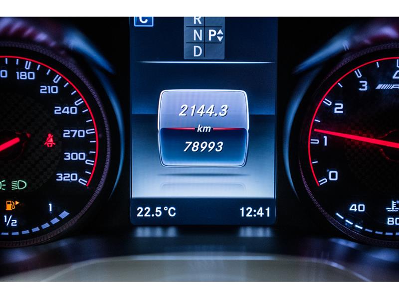 mercedes-benz GLC 2019 - 18