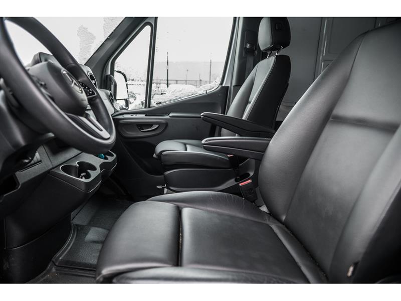 mercedes-benz Sprinter fourgonnette utilitaire 2023 - 19