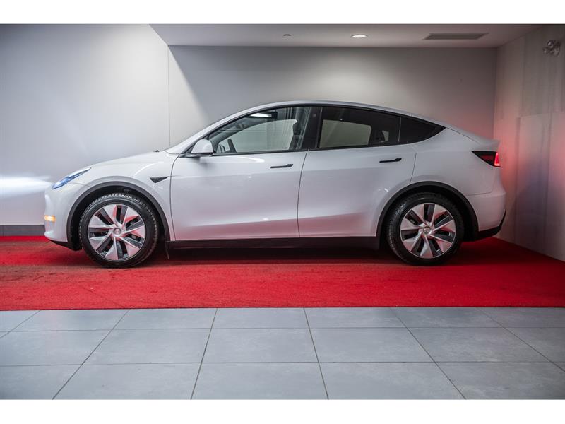 tesla Model Y 2023 - 5