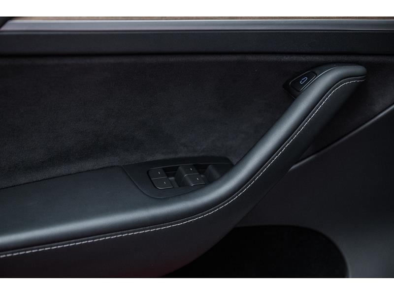 tesla Model Y 2023 - 10