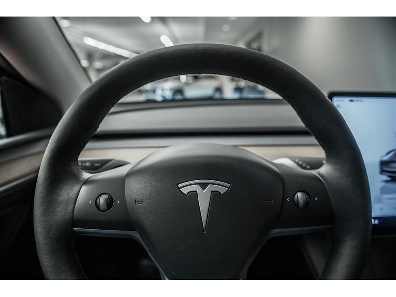 tesla Model Y 2023 - 14