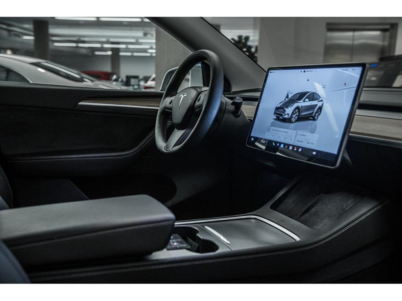 tesla Model Y 2023 - 27